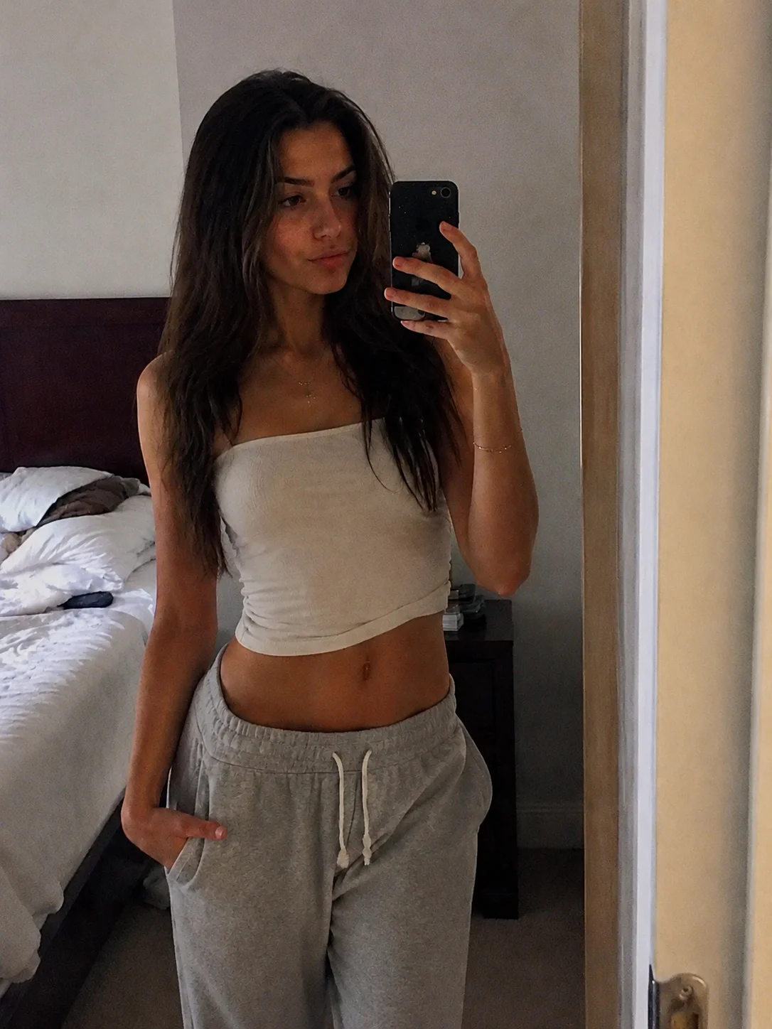 Stunna Digicam Y2K in-app example: mirror selfie with a grainy early-digital-camera finish