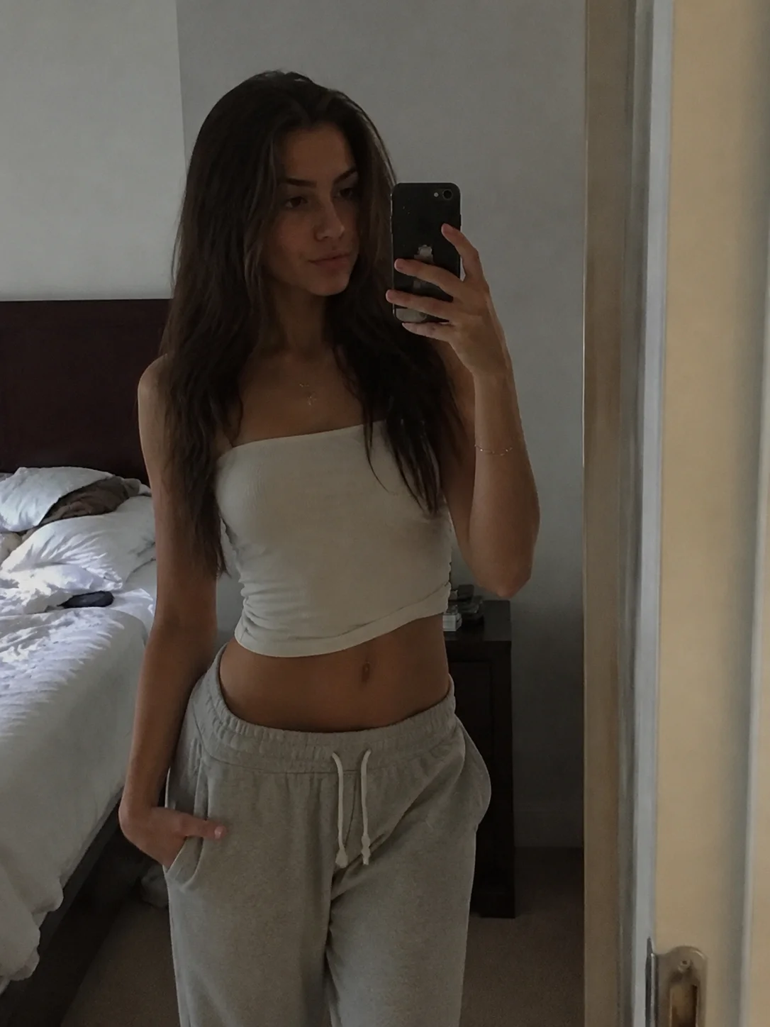 Original mirror selfie before the Stunna Digicam Y2K treatment