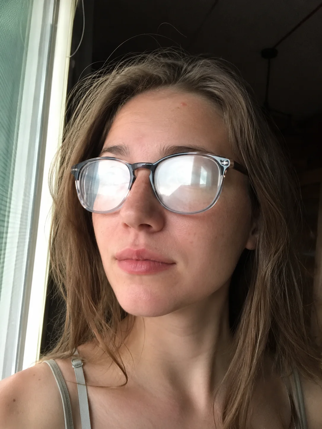 Glasses before glare removal